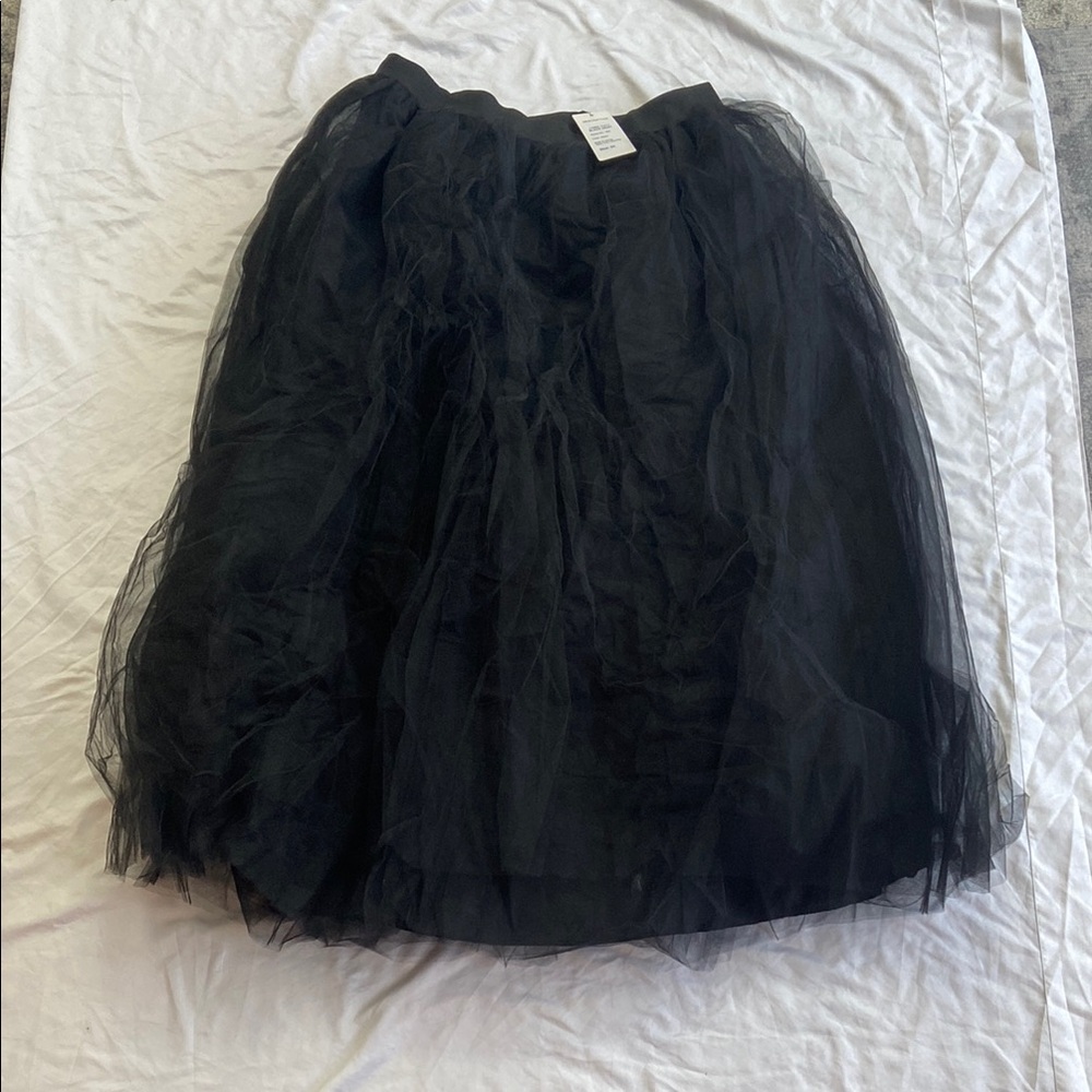 Elegant Black Bubble Midi Skirt